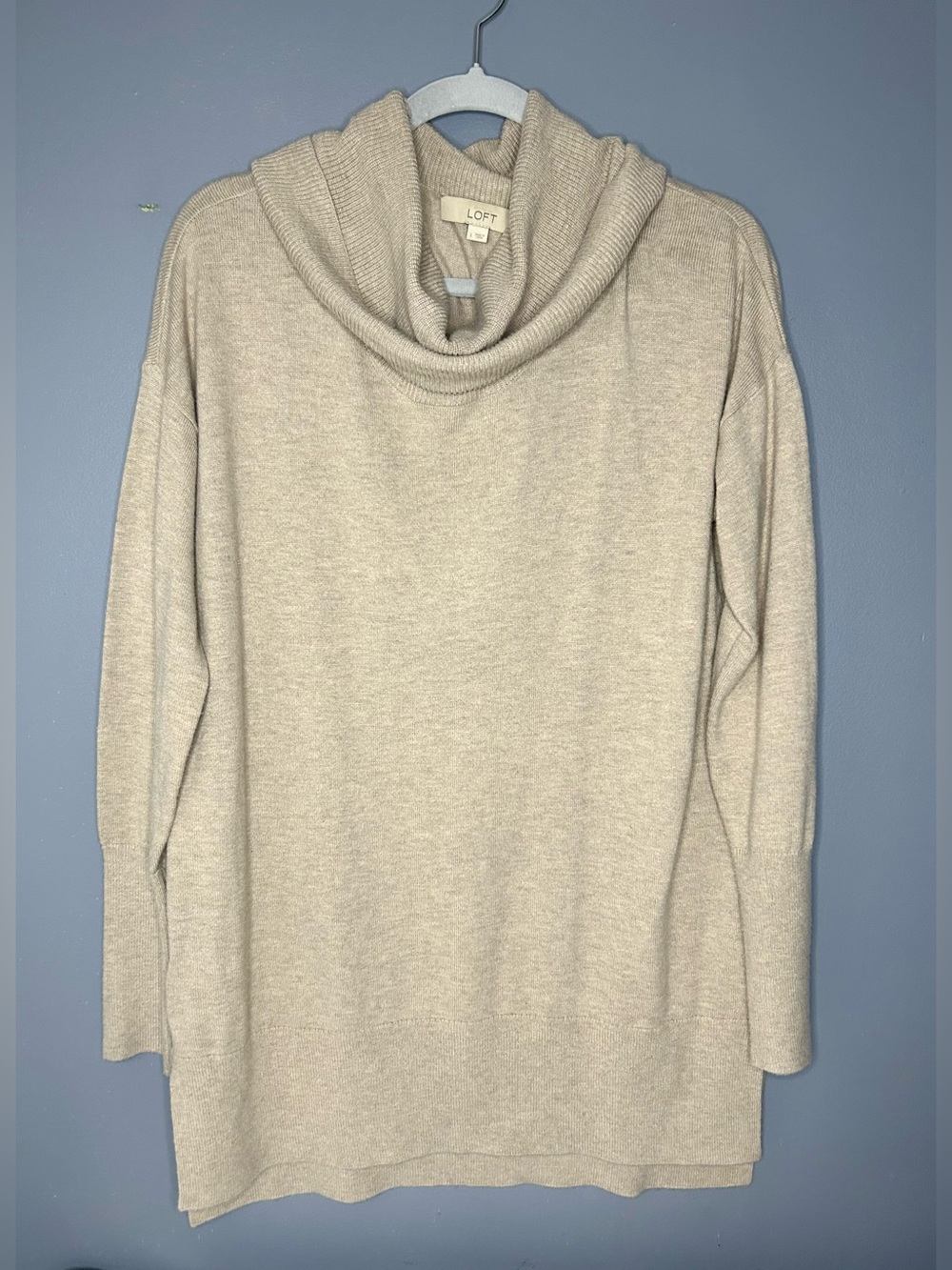 LOFT Sweater Womens L Oatmeal Cowl Neck Tunic Minimalist Soft Knit‎ Long Sleeve